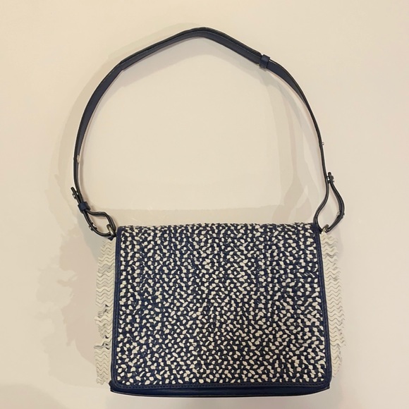 Beautiful navy Cole Haan purse. - Picture 1 of 4